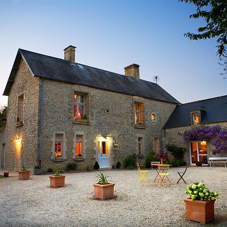 Ferme Du Mouchel Acomodação com café da manhã Formigny Exterior foto