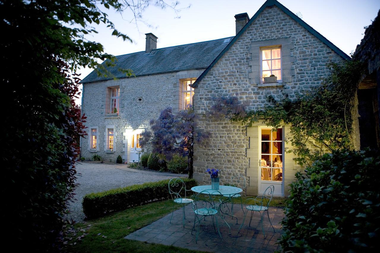 Ferme Du Mouchel Acomodação com café da manhã Formigny Exterior foto